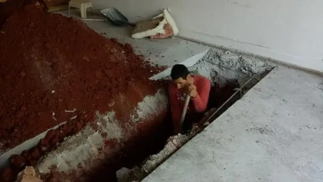 Even though the symptoms were in the master bathroom a floor above the garage, our crew had to dig 8 feet down to apply the solution necessary in this case.